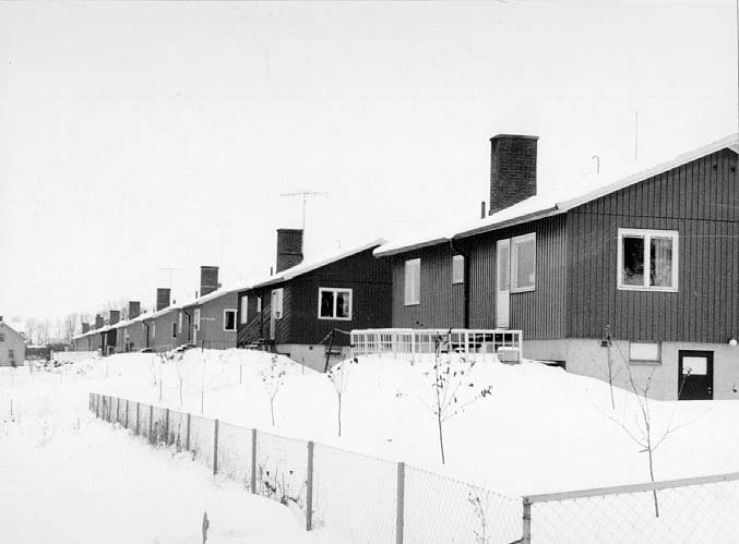 Villabebyggelse vid Vättergatan, vintertid.