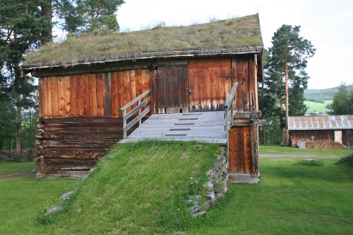 Stall fra Løkken, Kvikneskogen