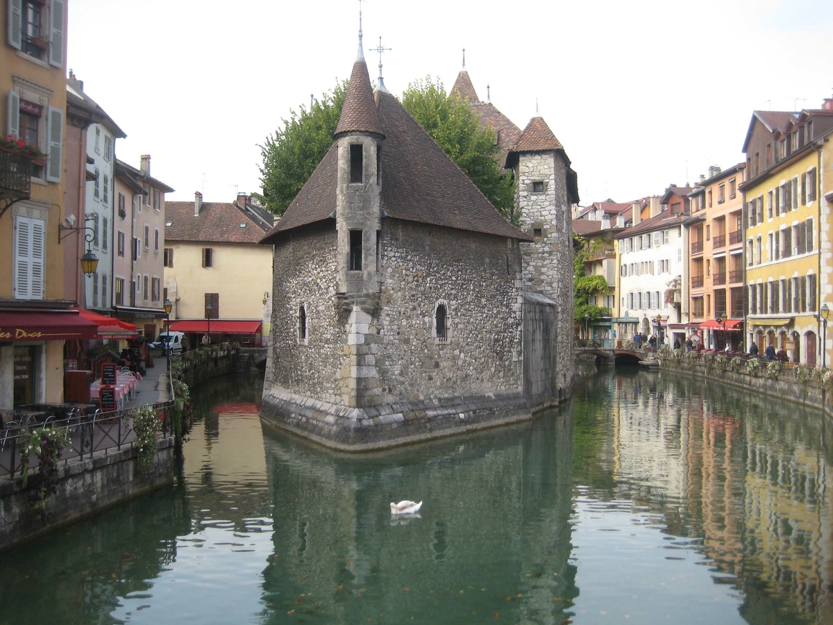 Annecy middelalder og kanaler
