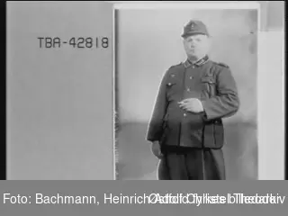 Portrett av tysk soldat i uniform,  Bahr ller Bohr, Wilhelm.