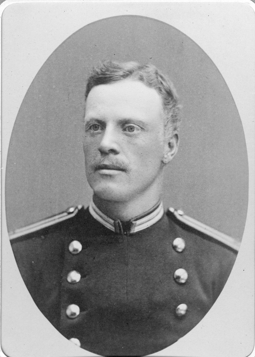 Wiberg, Sergeant
Jönköpings Regemente I 12 Skillingaryd