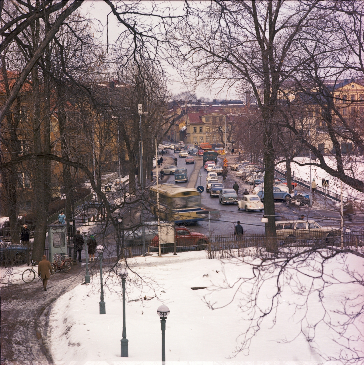 Trafik på Munkgatan, Uppsala 1970