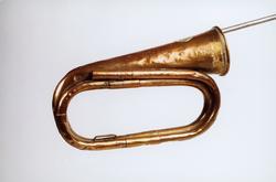 postmuseet, gjenstander, posthorn, trompettype, mangler munn