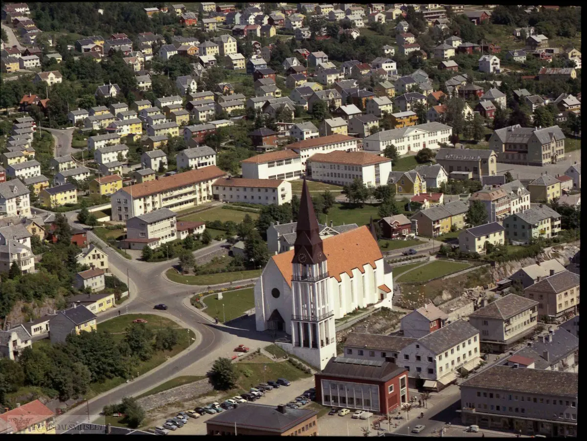 Molde Kirke.Molde Aldersheim.Svenskebyen. Jacobsen, H. - Kvalheim Renseri