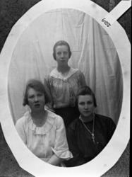 Gruppebilde fra Liedgarden i Eidsvåg.