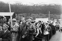 1 KFUM-Speidertropp., Fra barnetoget 17.Mai.....