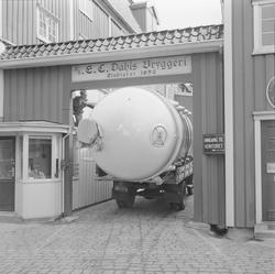 E.C. Dahls Bryggeri, ny tank til produksjonslokalet på Kalvs