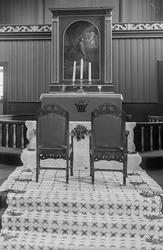 Nye brudestoler i Meråker kirke