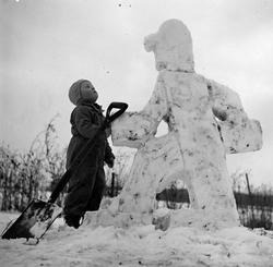HAMAR JERNSTØPERI OG MEK. VERKSTED, HAM-JERN, "HAM-JERNMANNE