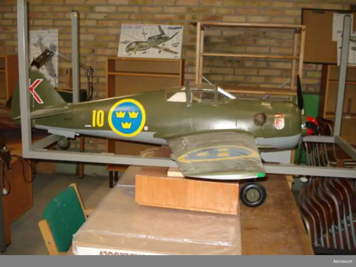 Flygplansmodell J 22