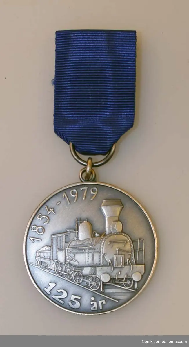 Medalje - fra jernbanens 125 års-jubileum
