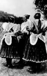 Kvinnedrakt, Drakt - Div. utenlandsk.