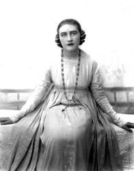 Schjelderup, Eleonore