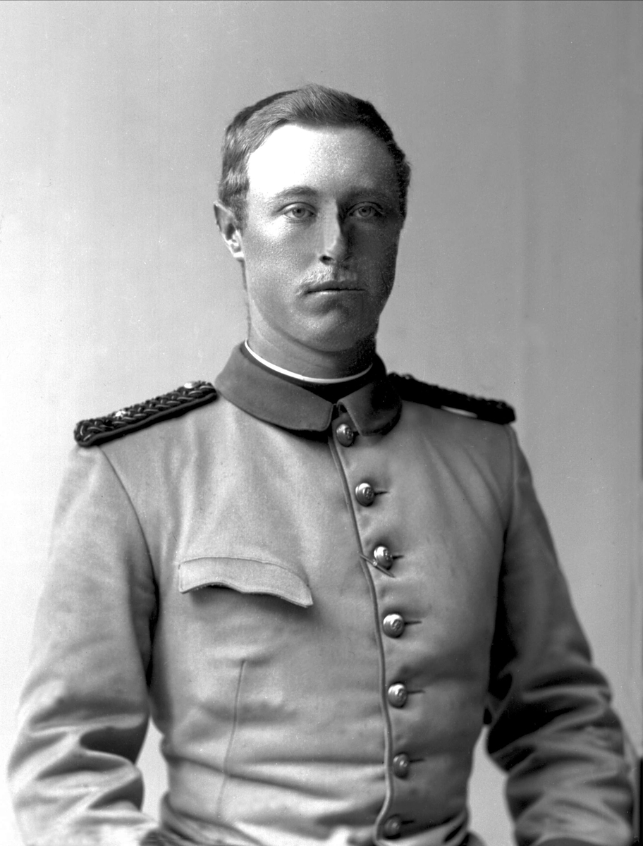 Portrett, sekondløytnant ved Trenkorpset.