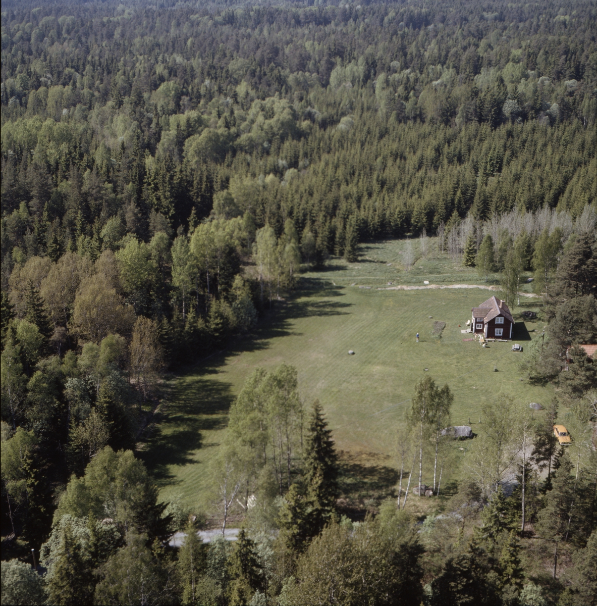 Vy över Enstaberg/Fyristorp, Dalby socken, Uppland, juni 1989