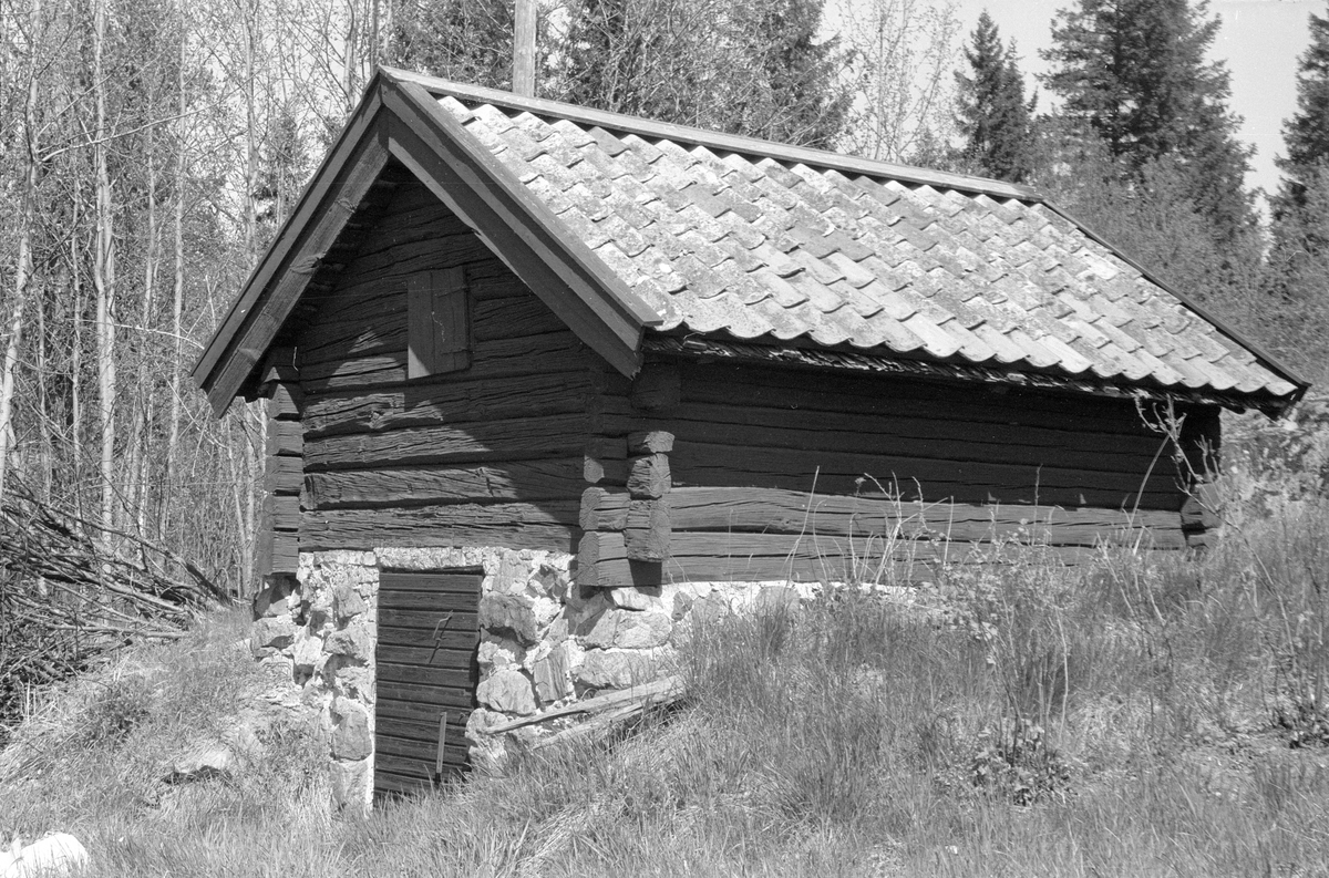 Jordkällare, Stora Kårbo, Kårbo, Lena socken, Uppland 1977