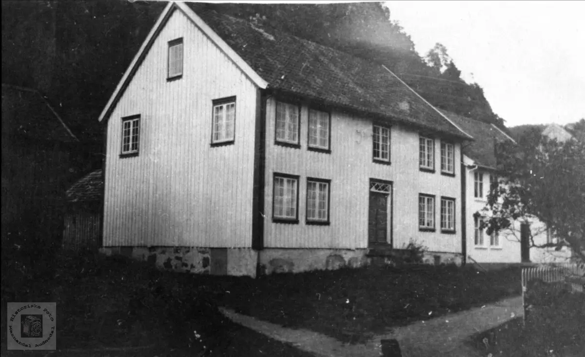 Anna Heddelands hus, Heddeland i Øyslebø.
