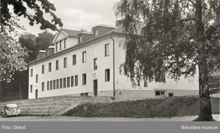Tryckt text på kortet: "Nya Elevhemmet Billströmska Folkhögskolan, Tyft."
