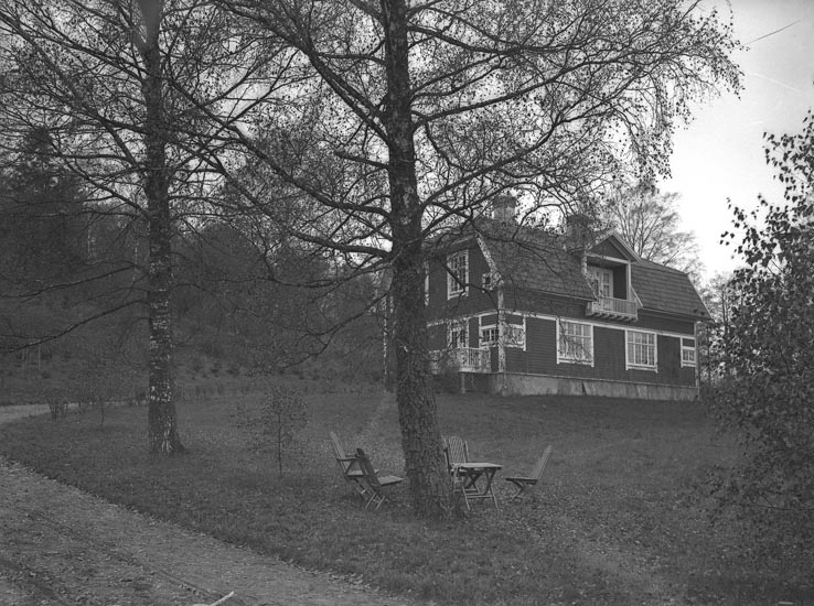 Enligt fotografens noteringar: "Förut Patron Kilmans. Melker Hansson Villa omkr. å 1912."