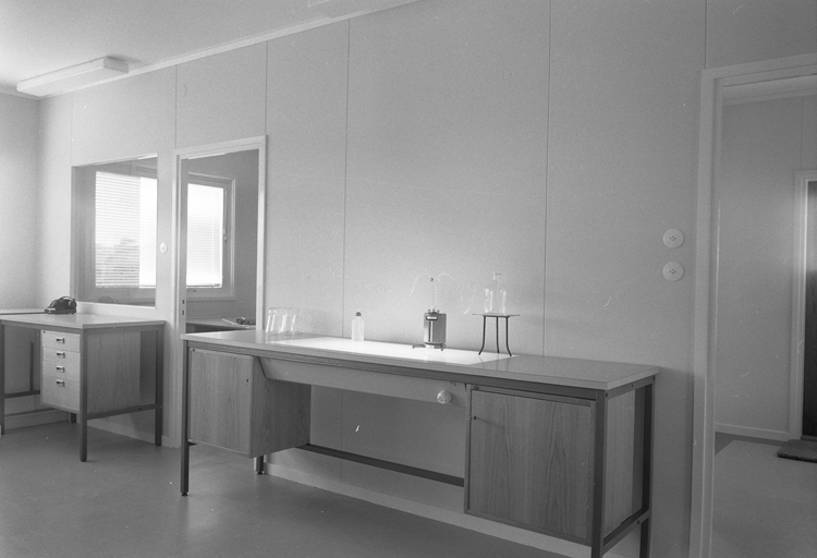 Text till bilden: "Gravarne. ABBA-Fyrtornet. Lab. inredning. 1963.08.29"
