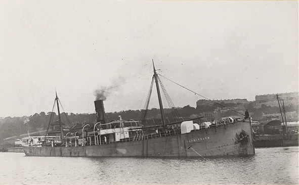 Lastångfartyget AMPHITRITE av Helsingborg.