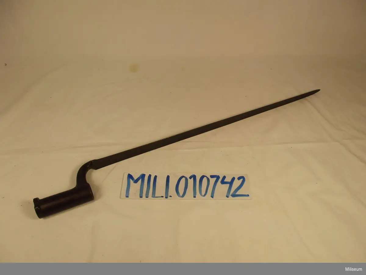 Preussisk bajonett m/1809 till gevär m/1809
Sen tillverkning (1830-tal?)