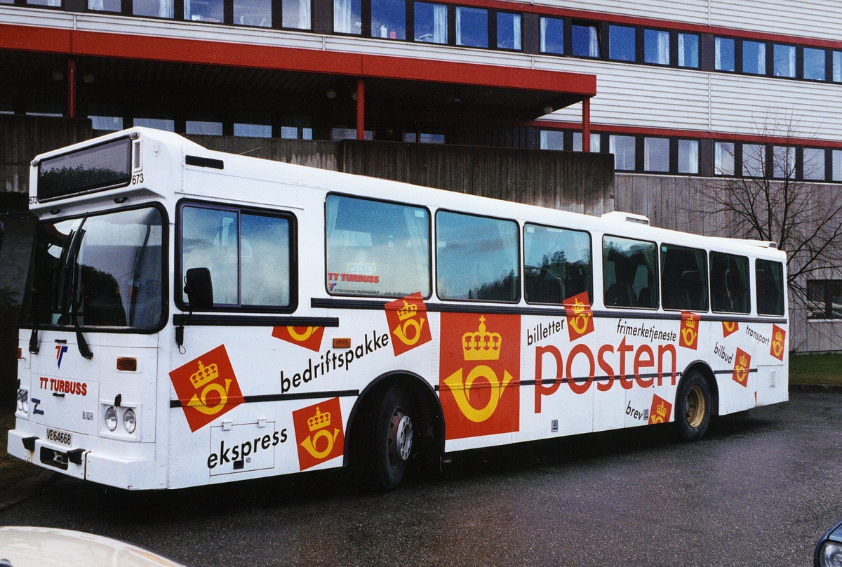 bedriftsprofilering, sponsing, fotballkamp Trondheim, buss med reklame
