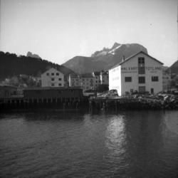 (Halvard Totland, trelast) .(EH004)