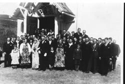 Gruppe, bryllaup,  Randi Olsdtr. Laggarbråten og Ivar Olsson