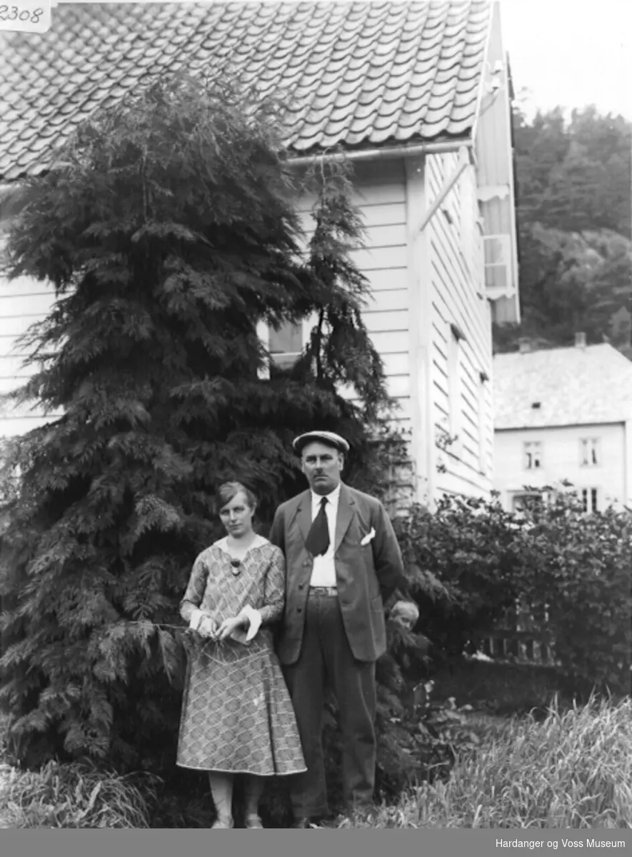Familiebilete, Synneva og Kjærand Torstein Næsheim