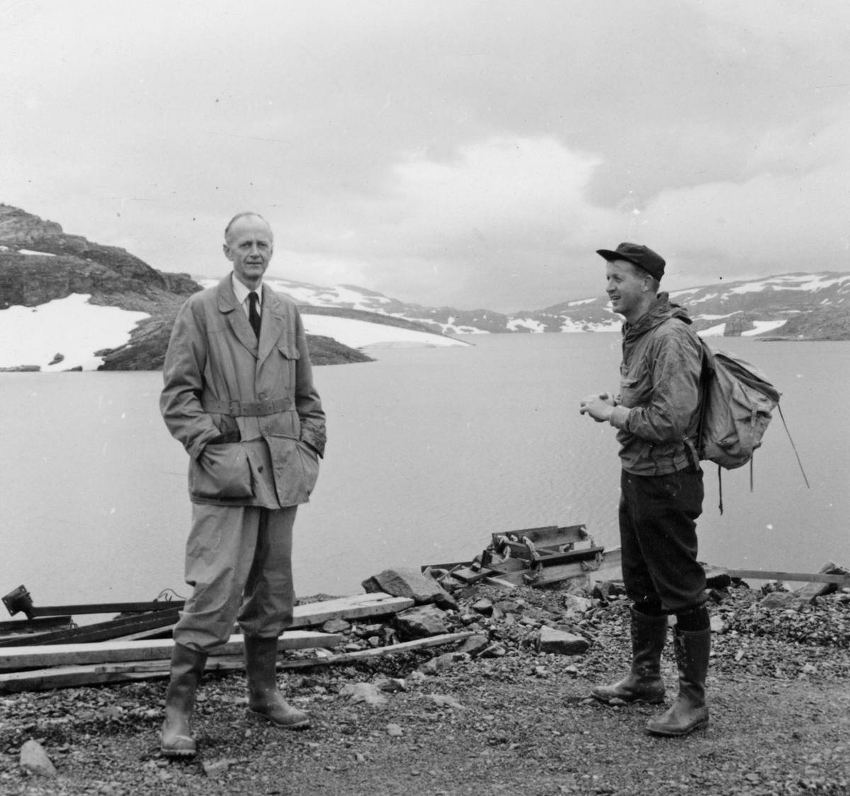  Mr D.L.d.a. Willies og Stin Hysing ved Langevann