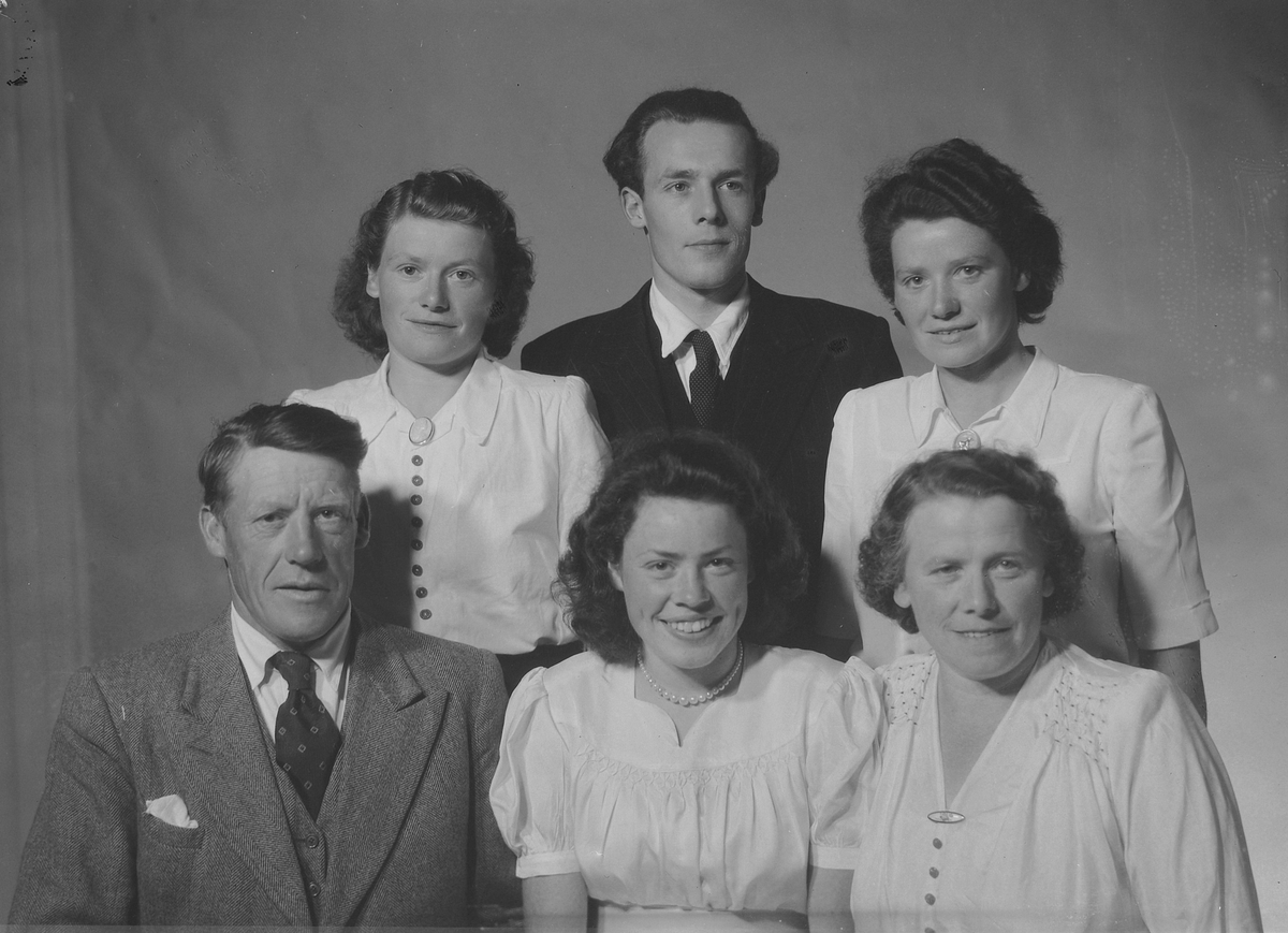 Håkon Olsen med familie