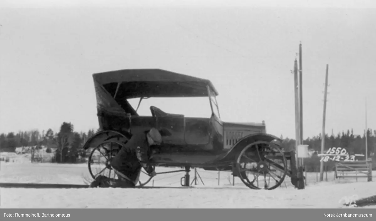 Skinnebil litra C-m, trolig type 10 nr. 18214, Ford T