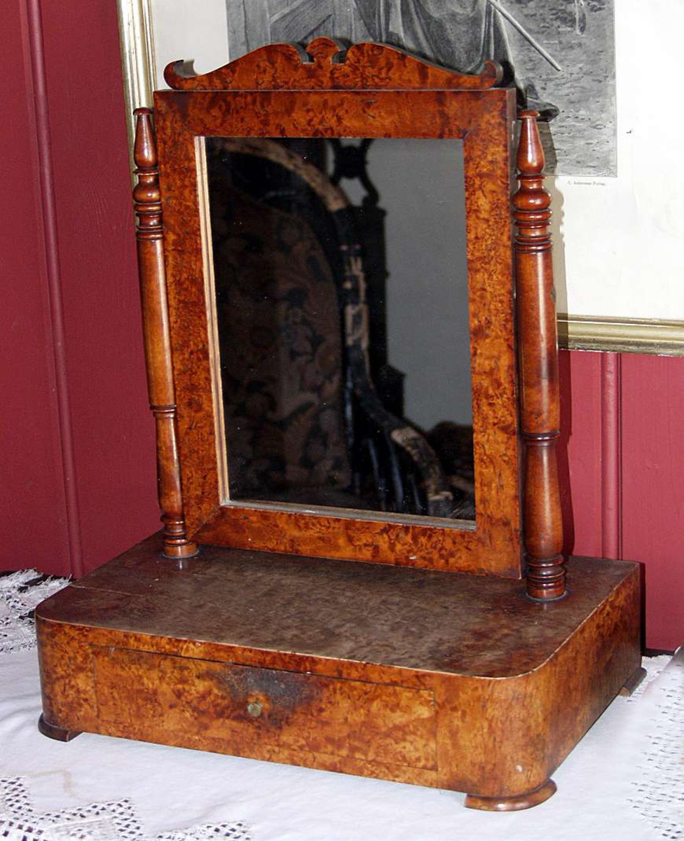 Speil - Norsk Folkemuseum / DigitaltMuseum