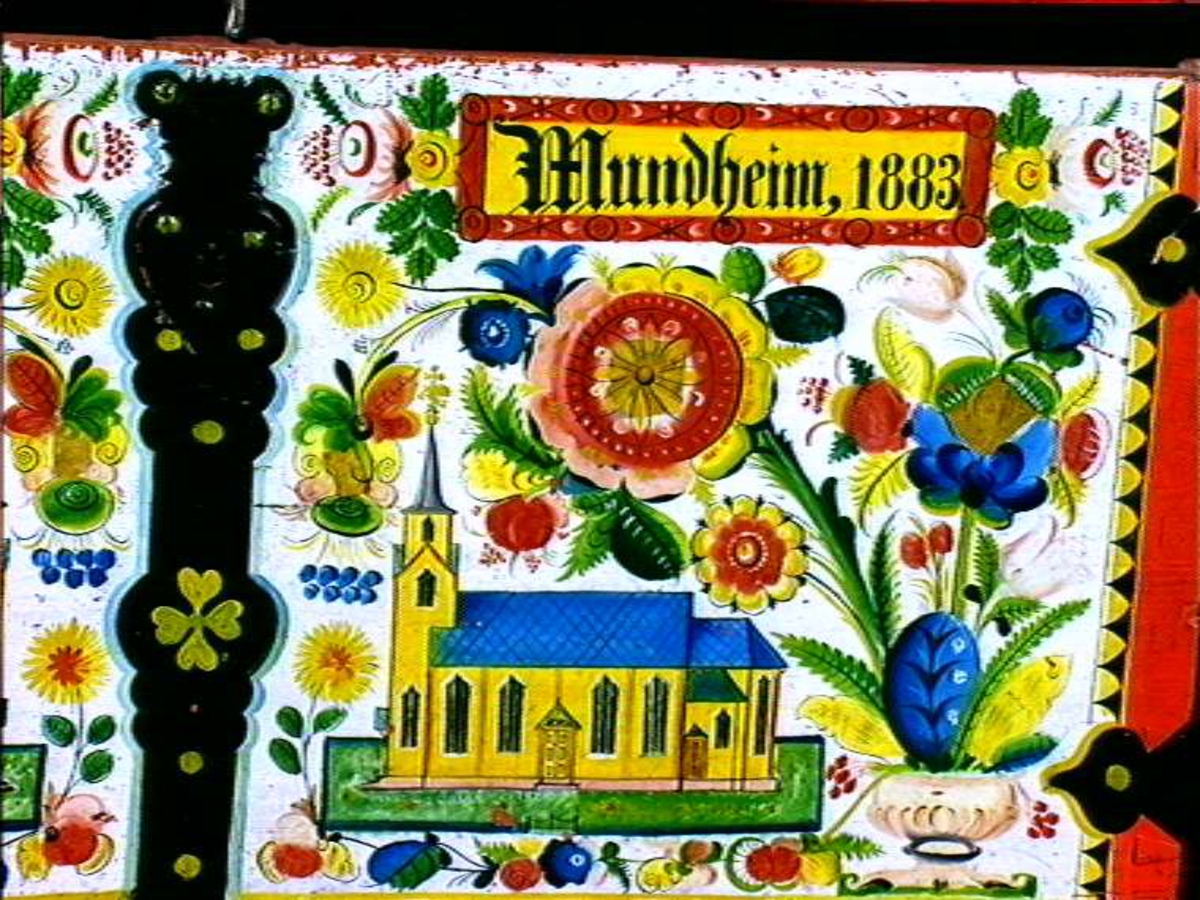 Kiste med løse føtter og nøkkel