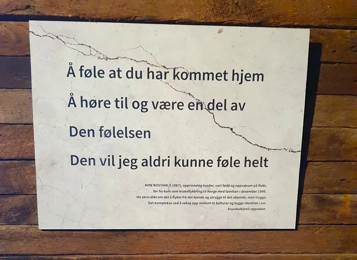 Dikt i utstilling